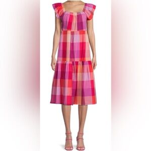 Pretty in pink 💕 tiered pink and orange dress!